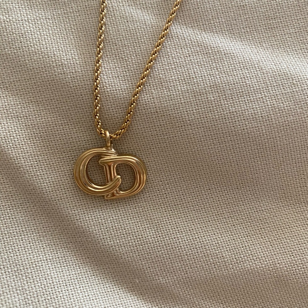Vintage Dior Gold plated Pendant Necklace
